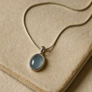 Aqua Serpenté Necklace – Sterling Silver Finish