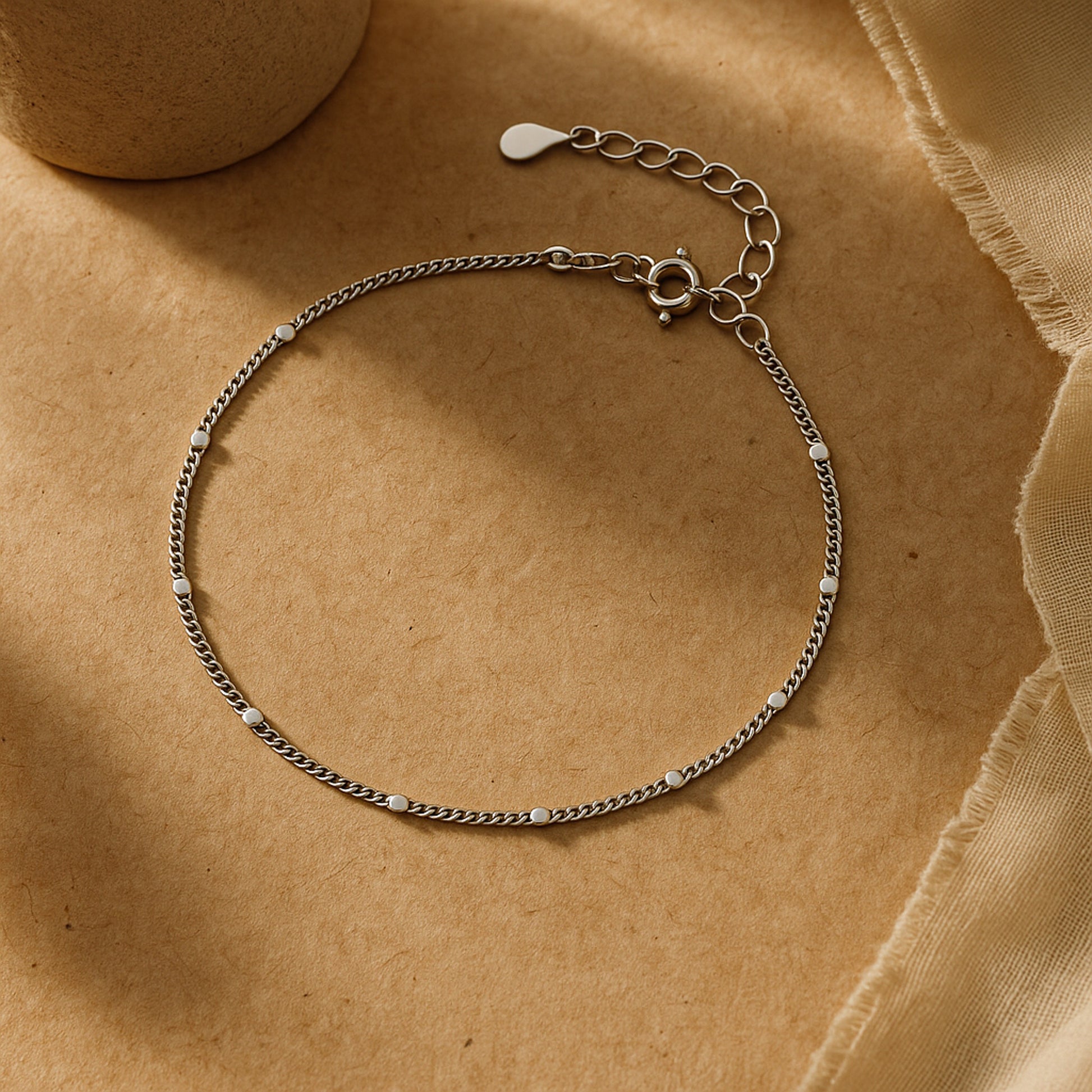 Perlée Bracelet – Sterling Silver Finish