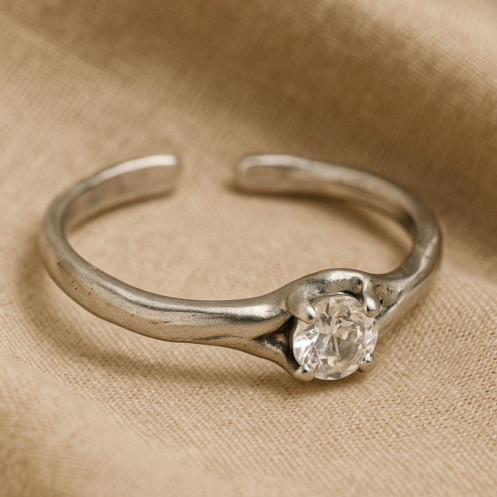 Lumière Geometric Ring – Sterling Silver Finish
