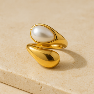 Équilibre Ring – Tiger Eye / Pearl -Gold Finish
